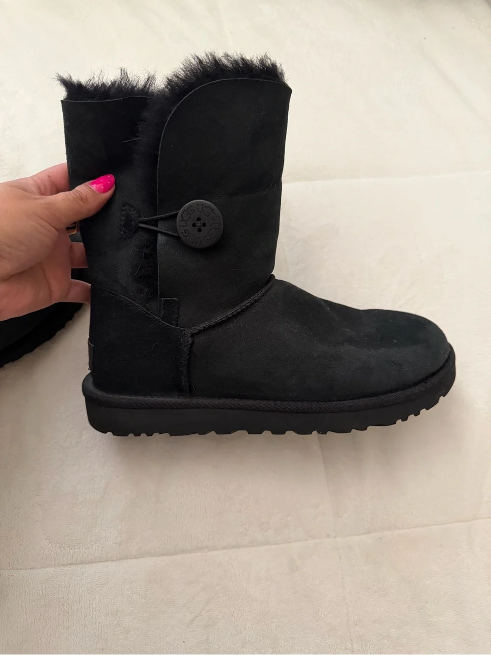 UGG Bailey Button II Boots, 8 - Picture 4 of 10